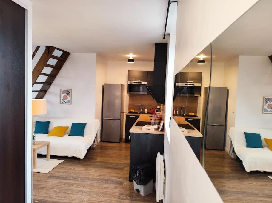 Duplex - Proche Gare & Centre Lägenhet Compiègne Exteriör bild