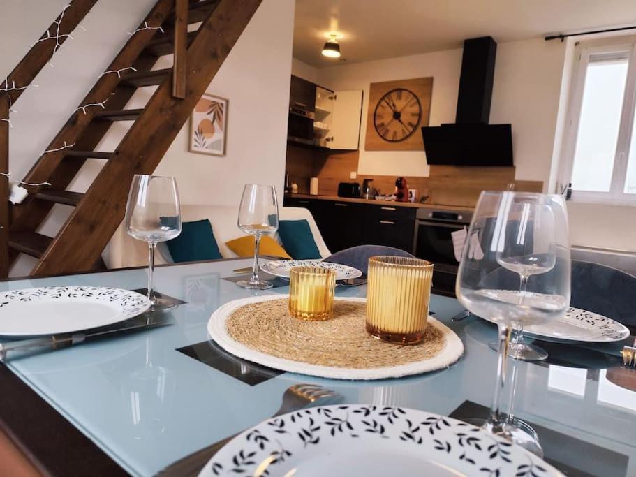 Duplex - Proche Gare & Centre Lägenhet Compiègne Exteriör bild